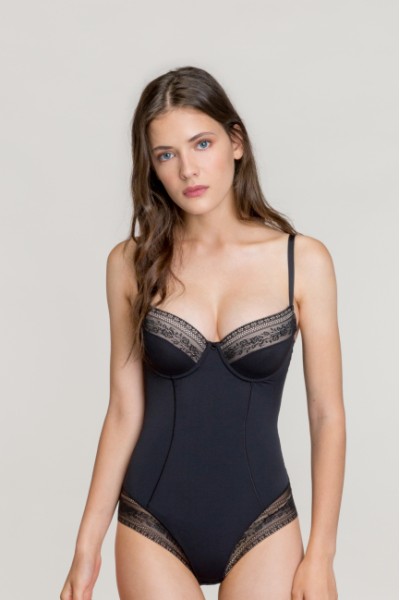 1 0367 B GISELA BODY ESPALDA BAJA MICRO BLONDA 
