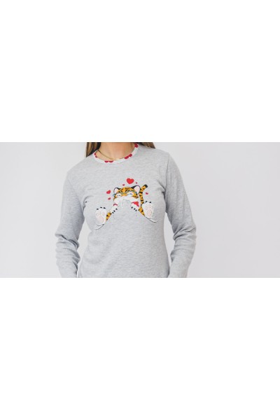 5099 ENTREDOS PIJAMA MUJER TIGRE CORAZONES