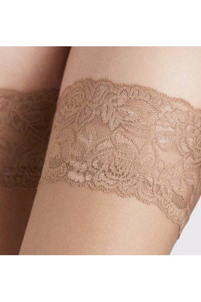 14216 YSABEL MORA MEDIA LIGA BLONDA 10 DEN